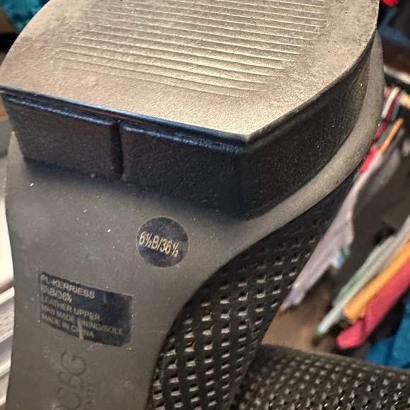 Bcbg heels size 6.5 - Picture 3 of 4